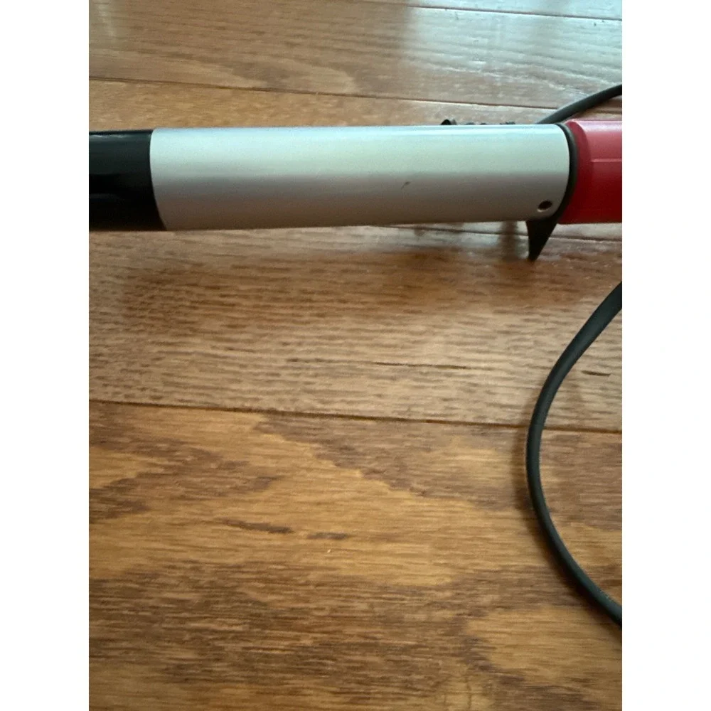 Bed Head TIGI 1 Inch Curling Iron Wand Red Silver BH311 Ceramic Styling Tool